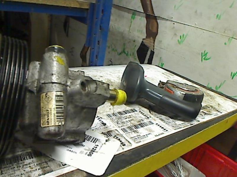 Image Pompe de direction - RENAULT LAGUNA 2