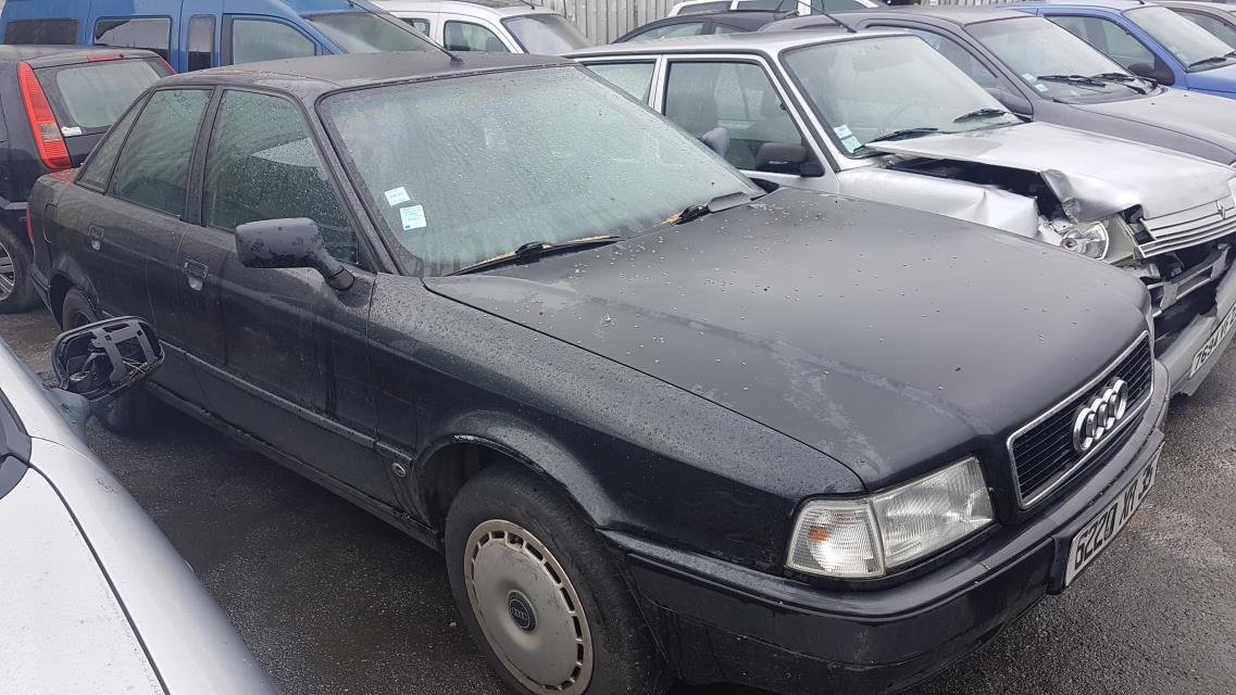 Image Feu arriere principal droit (feux) - AUDI 80 3