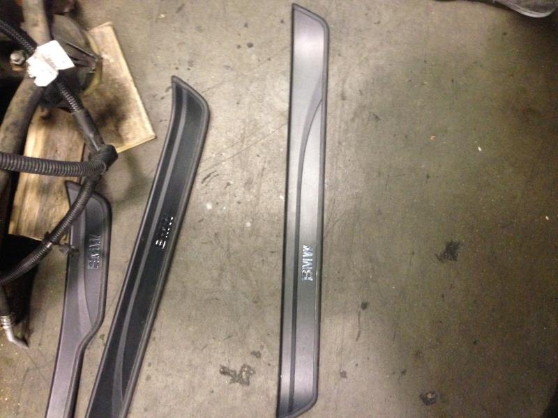 Modanatura portiera anteriore sinistra BMW SERIE 3 (E90) PHASE 1  - 1