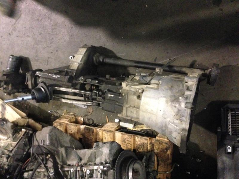 Boite de vitesses BMW SERIE 5 E34  - 1