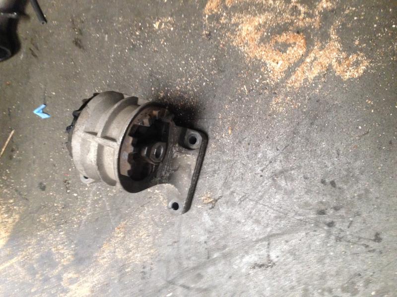 Support moteur MINI MINI 1 R50/R53  - 1