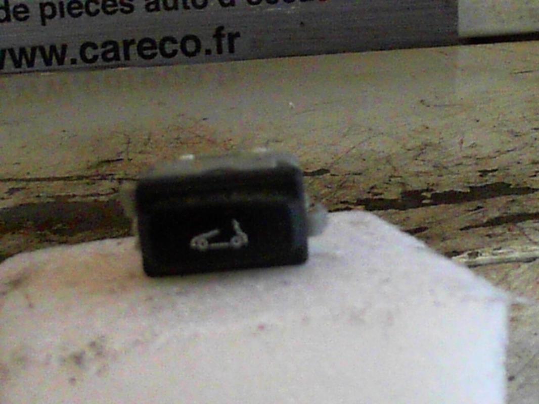 Bouton/Interrupteur RENAULT MEGANE 2 PHASE 1 CABRIOLET Essence - 1