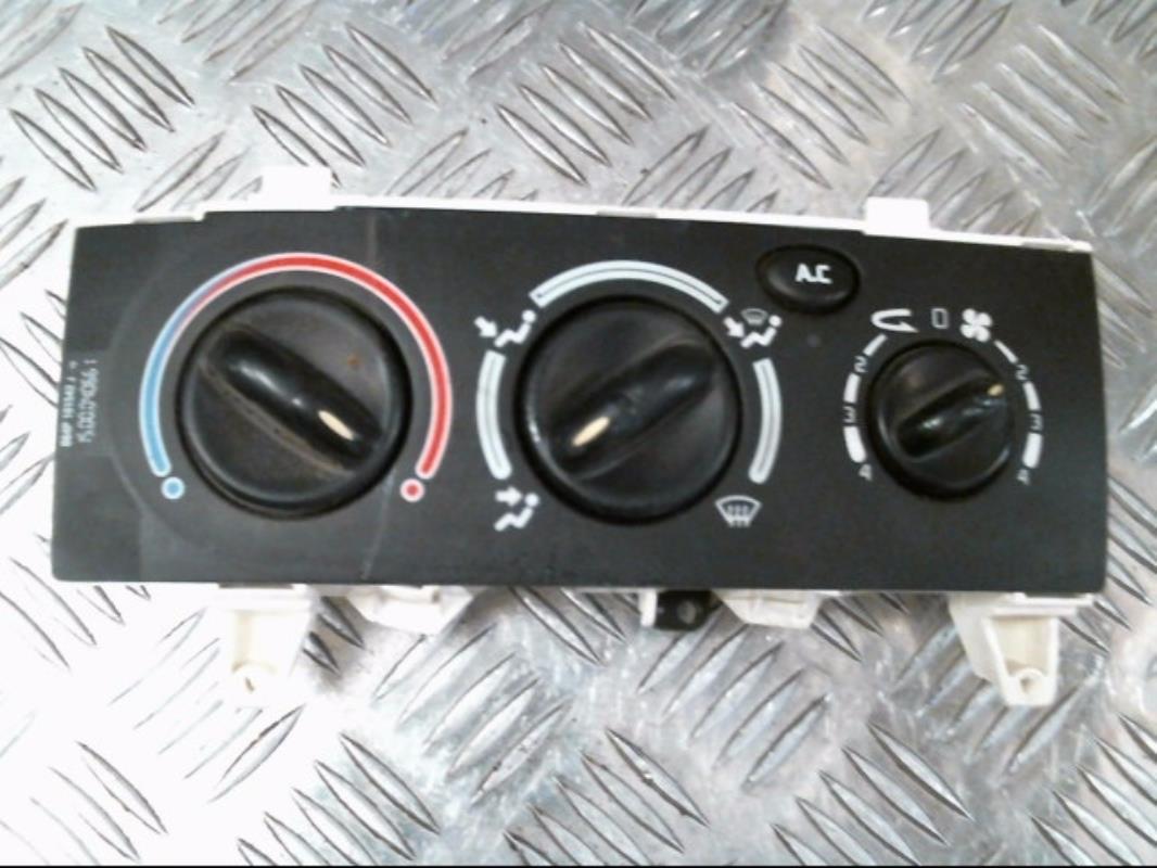 Commande chauffage RENAULT MEGANE 1 BREAK Essence - 1