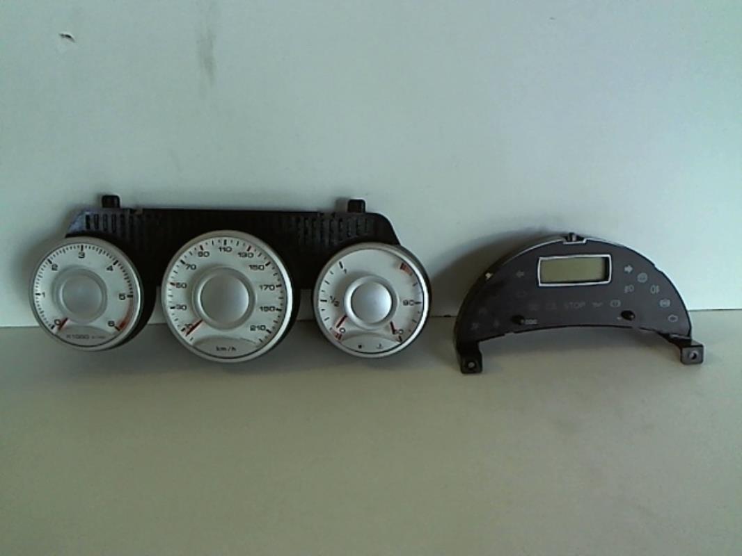 Compteur CITROEN C8 Diesel - 1
