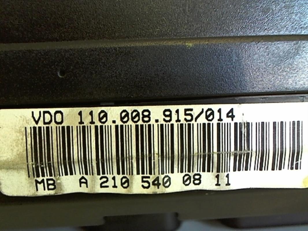 Image Compteur - MERCEDES CLASSE E 210