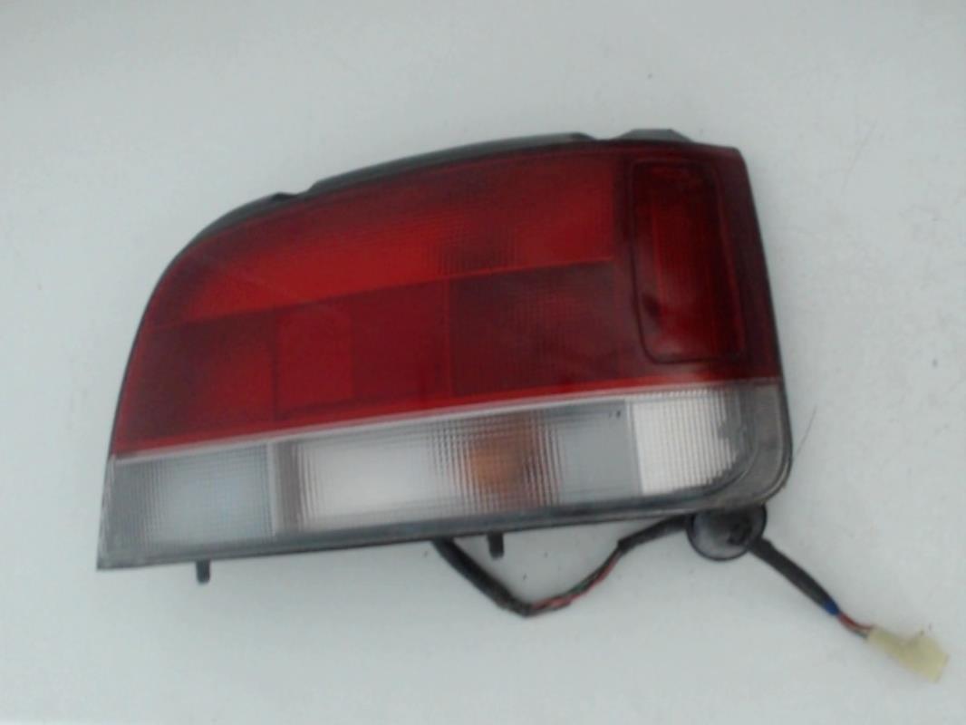 Fanale posteriore principale destro (luci) SUZUKI BALENO 1 Gasolina - 1