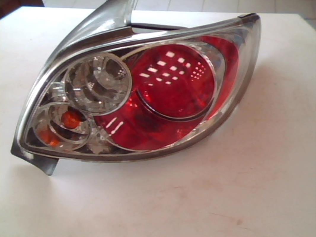 Fanale posteriore principale destro (luci) PEUGEOT 206 PHASE 1 Diésel - 1