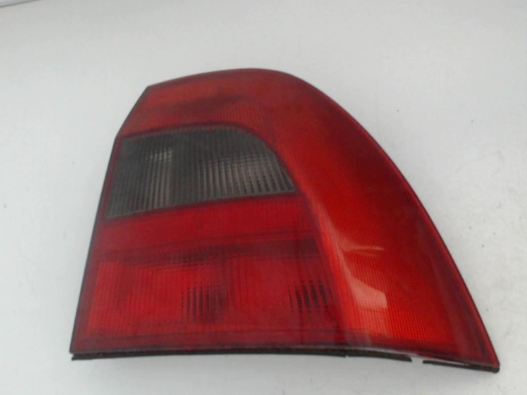 Fanale posteriore principale destro (luci) OPEL VECTRA B PHASE 2 Gasolina - 1