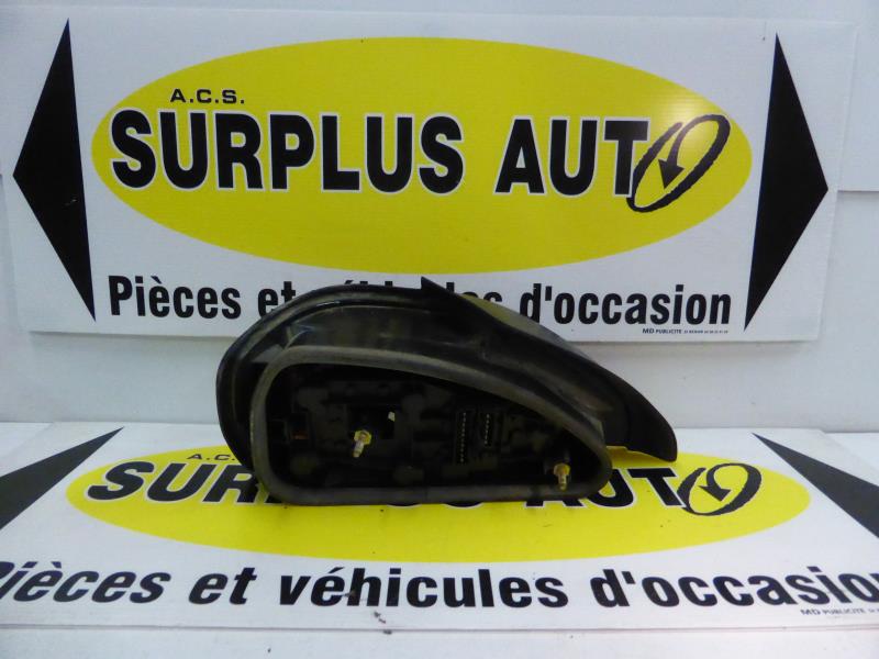 Image Feu arriere principal droit (feux) - PEUGEOT 306