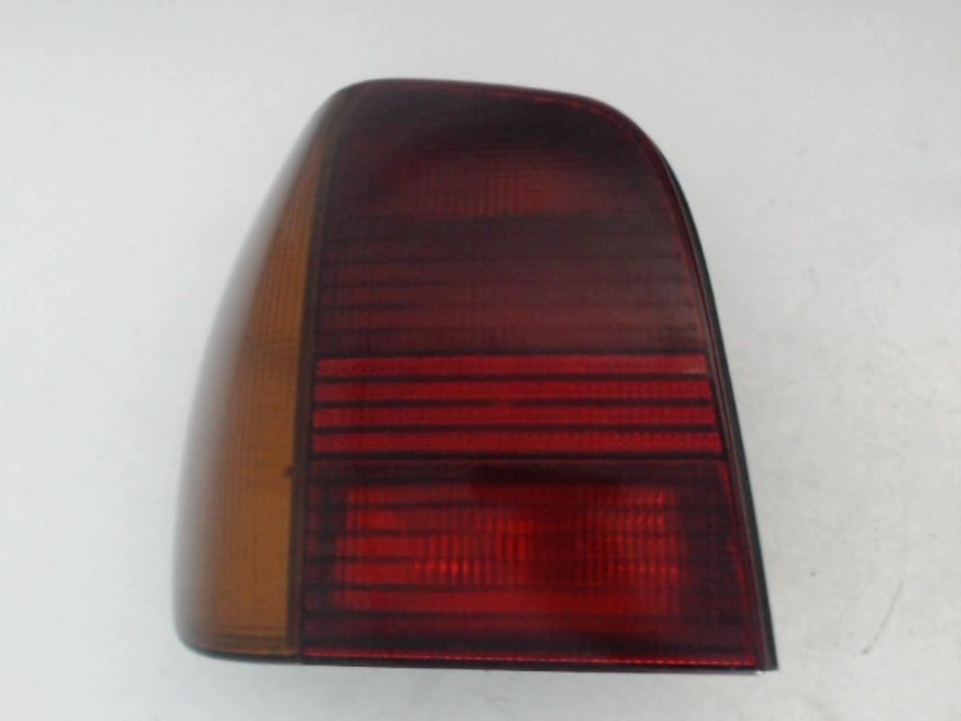 Fanale posteriore principale sinistro (luci) VOLKSWAGEN POLO 3 PHASE 1 Diésel - 1