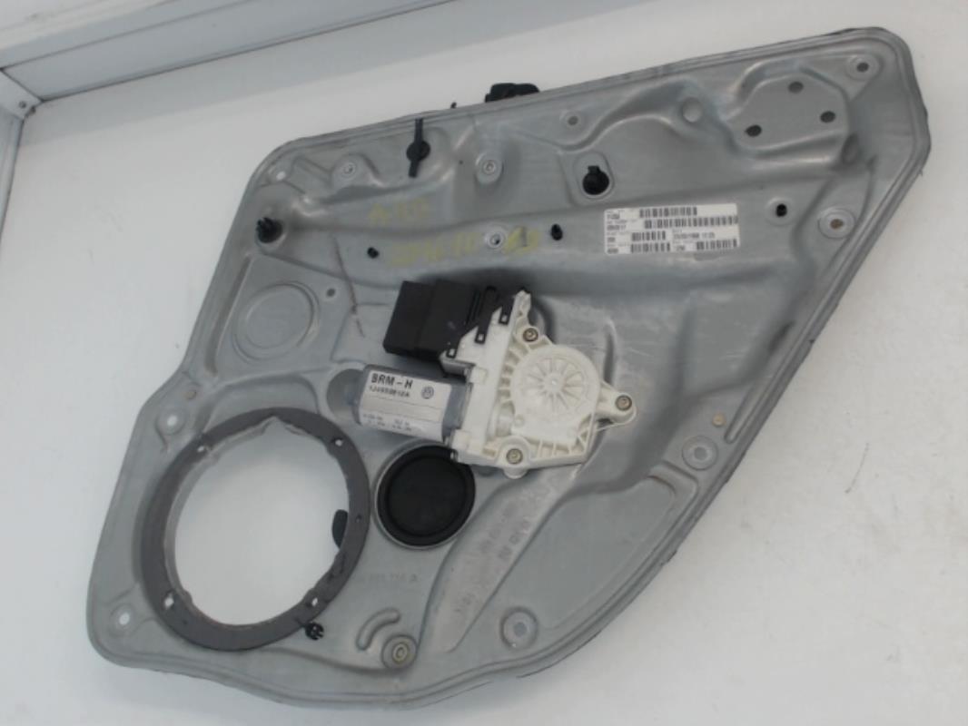 Alzacristalli elettrico posteriore destro VOLKSWAGEN GOLF 4 Gasolina - 1