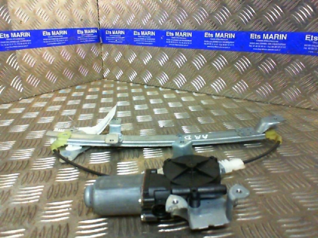 Alzacristalli elettrico posteriore destro NISSAN ALMERA TINO PHASE 2 Diésel - 1