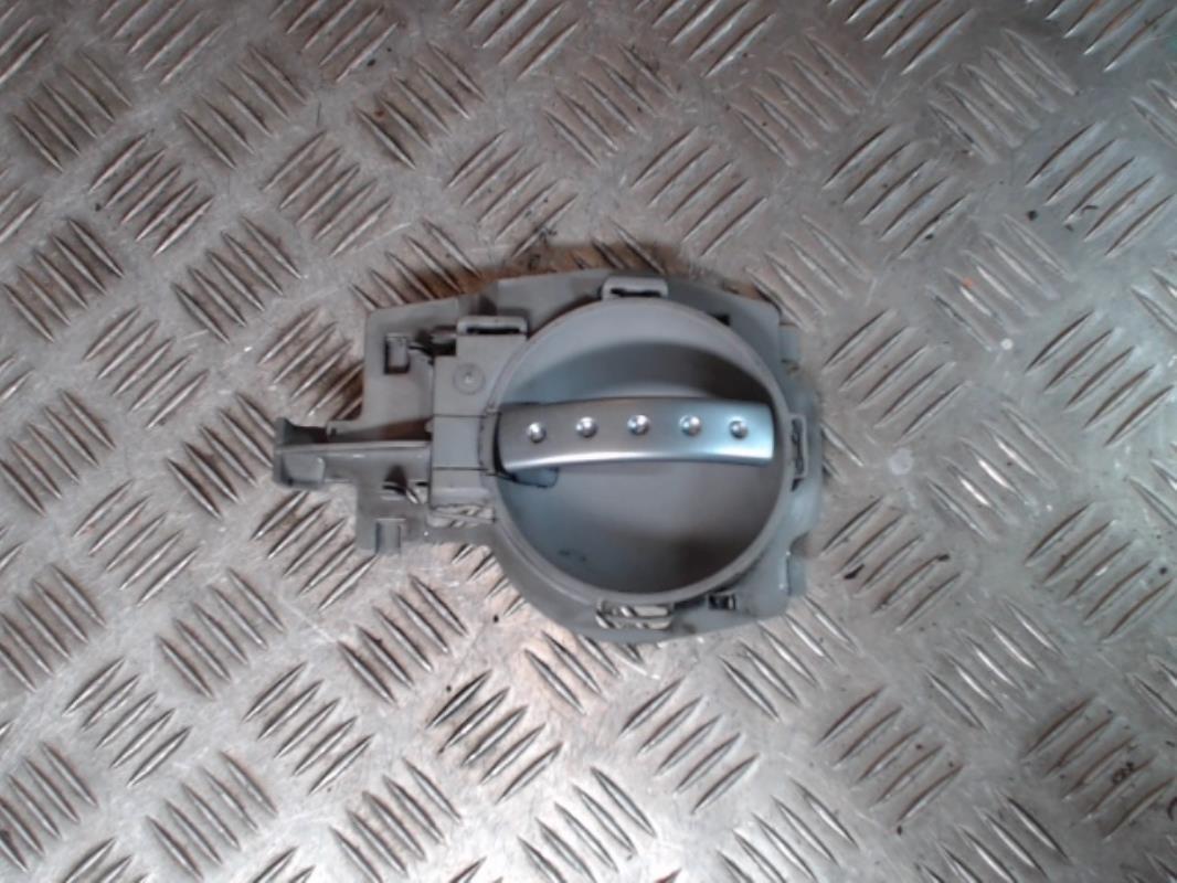 Poignee interieur avant gauche CITROEN C3 1 PHASE 1 Diesel - 1
