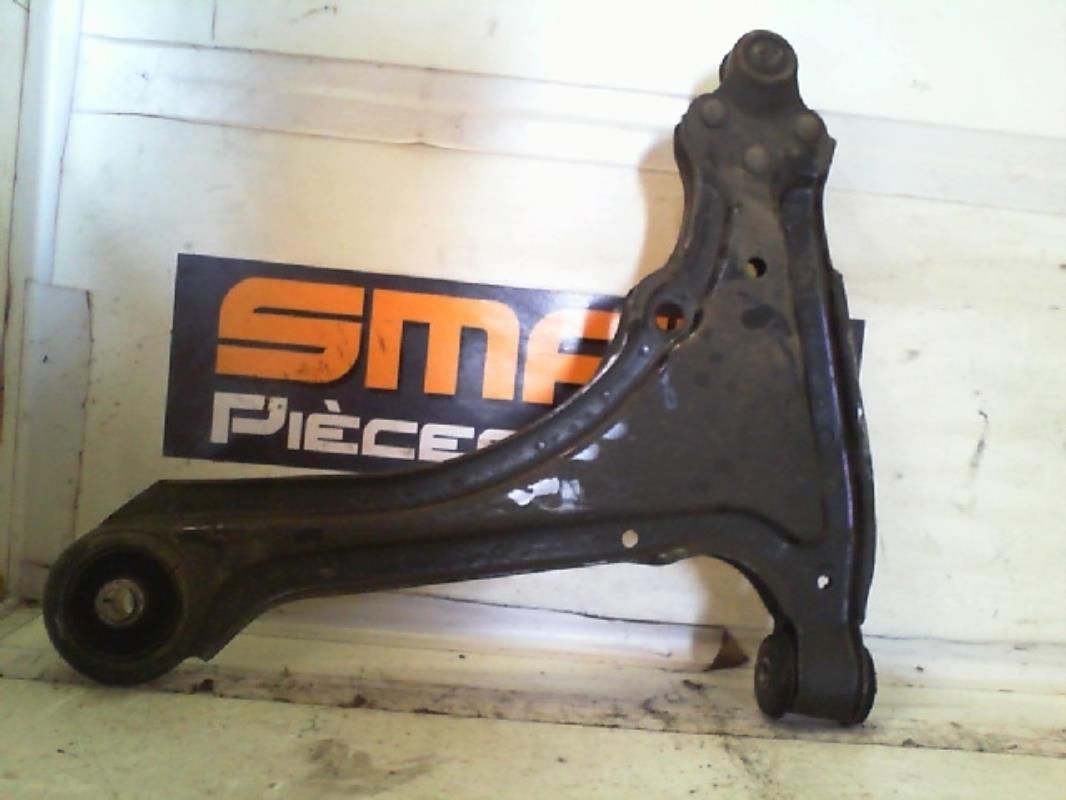 Triangolo anteriore destro OPEL ASTRA F PHASE 2 BREAK Gasolina - 1