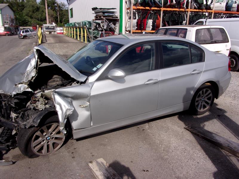 Image Reservoir - BMW SERIE 3 E90