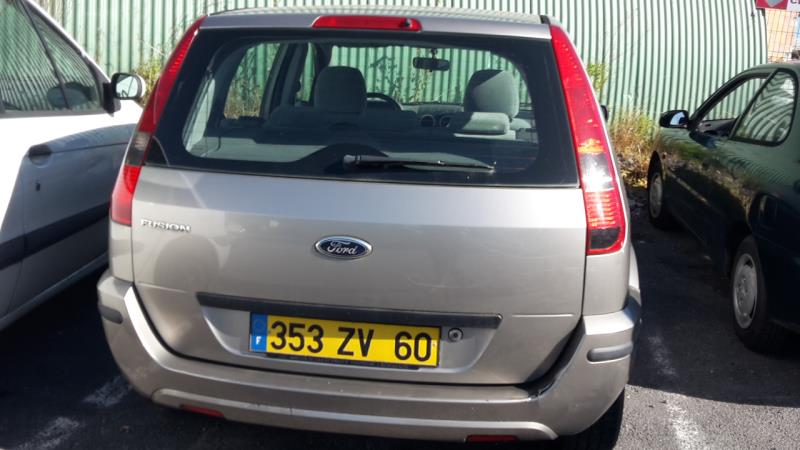 Trappe d'essence FORD FUSION PHASE 1 Essence - 1