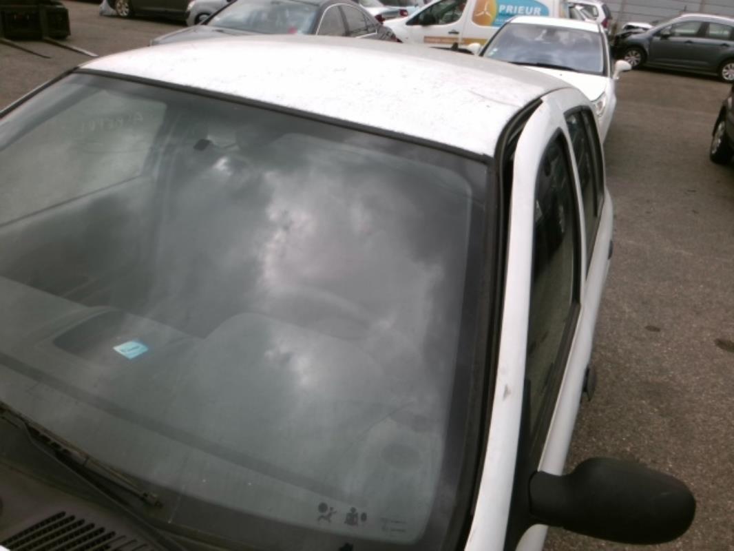 Image Pompe immergee - RENAULT CLIO 2