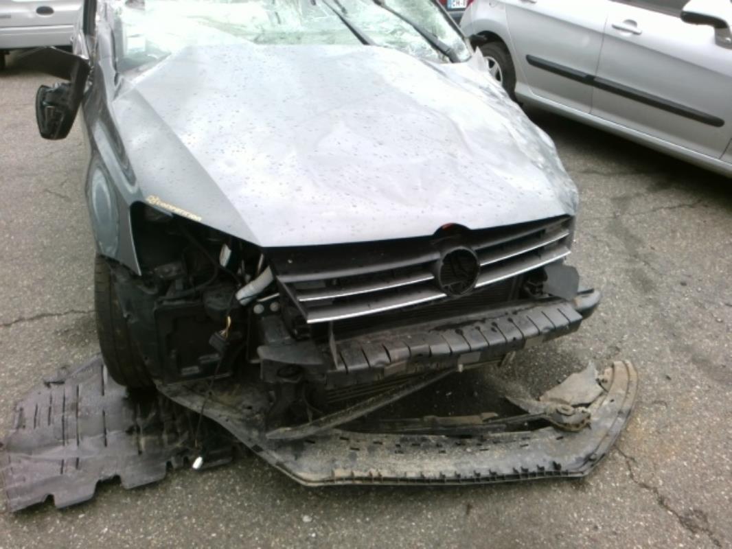 Image Moteur essuie glace avant - VOLKSWAGEN POLO 5