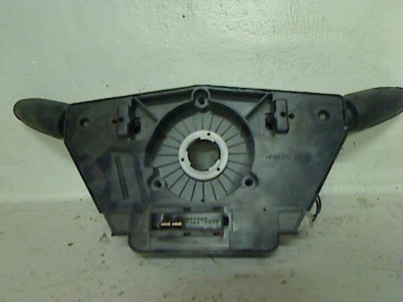 Image Commodo - OPEL CORSA D
