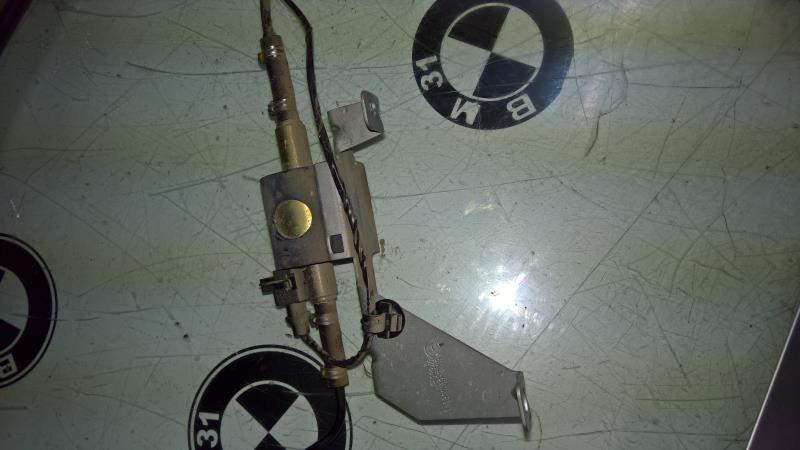 Pompe à carburant BMW X5 E53 Diesel - 1