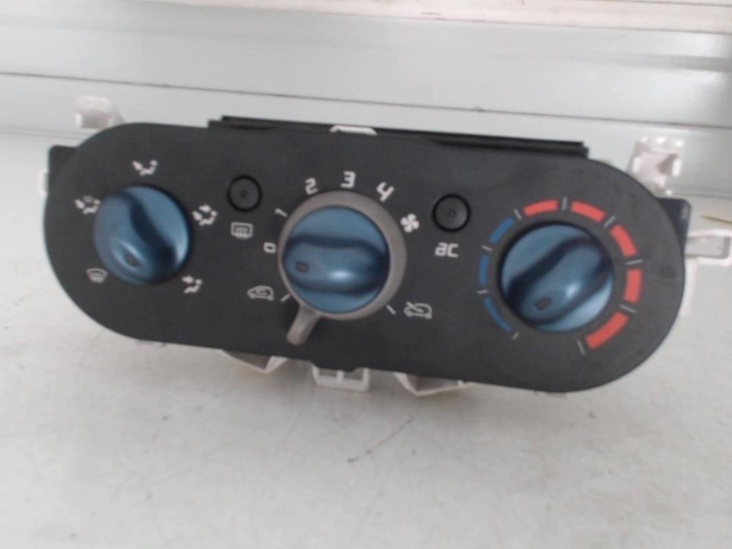 Commande chauffage RENAULT TWINGO 2 PHASE 1 Diesel - 1