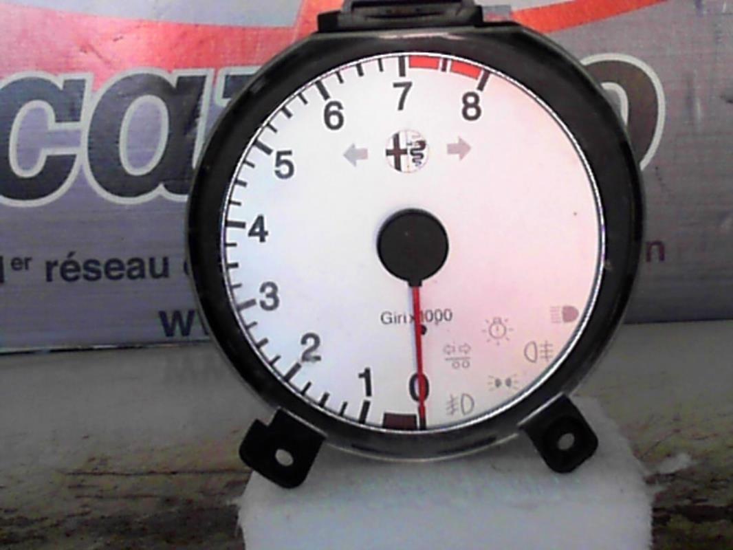Compte tours ALFA ROMEO 156 PHASE 2 Essence - 1