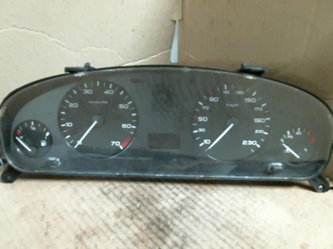 Compteur PEUGEOT 406 Essence - 1