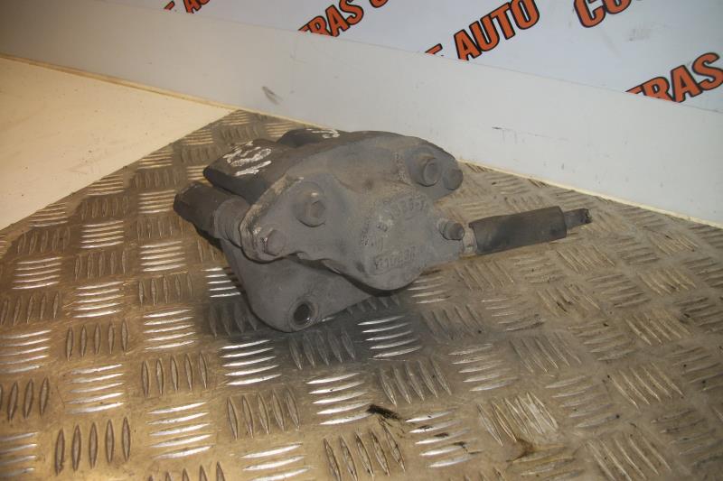 Etrier avant gauche (freinage) RENAULT CLIO 2 PHASE 2 Diesel - 1