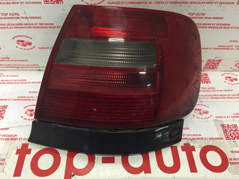 Fanale posteriore principale destro (luci) AUDI A4 1 PHASE 1 Diésel - 1