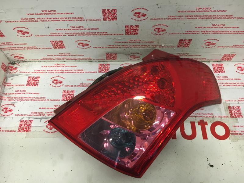 Fanale posteriore principale destro (luci) SUZUKI SWIFT 3 Gasolina - 1