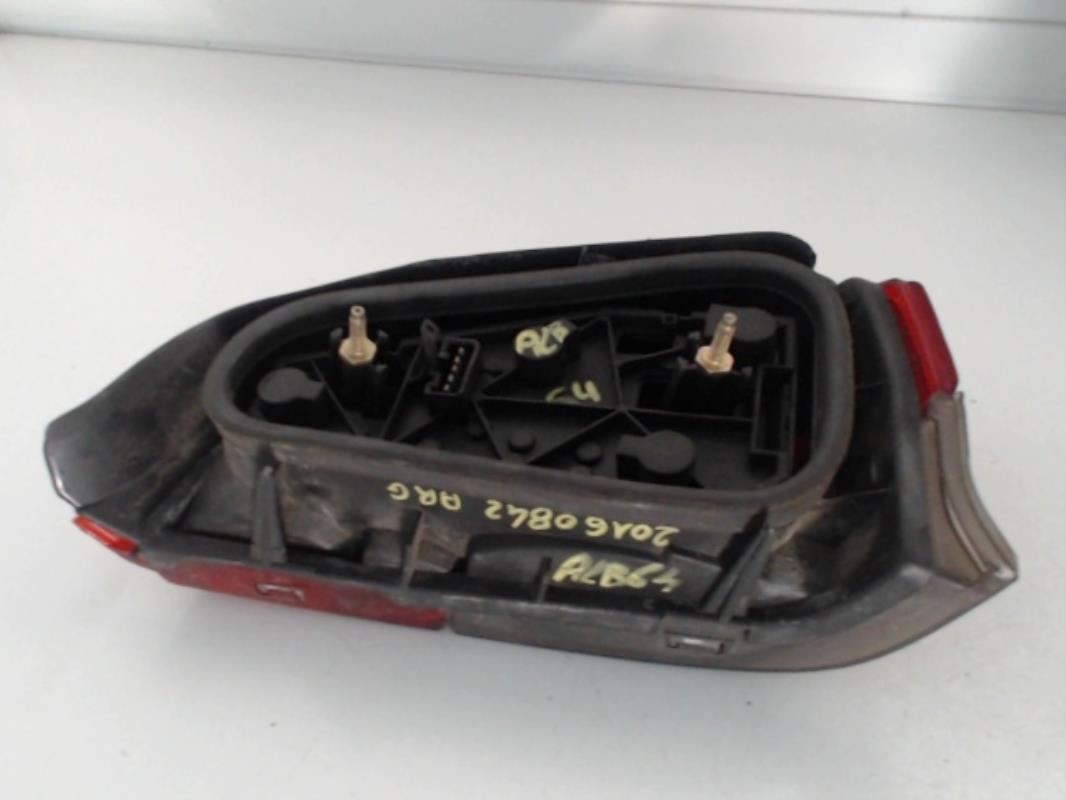 Image Feu arriere principal gauche (feux) - PEUGEOT 106