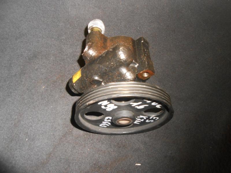 Pompe de direction RENAULT CLIO 2 PHASE 1 Essence - 1