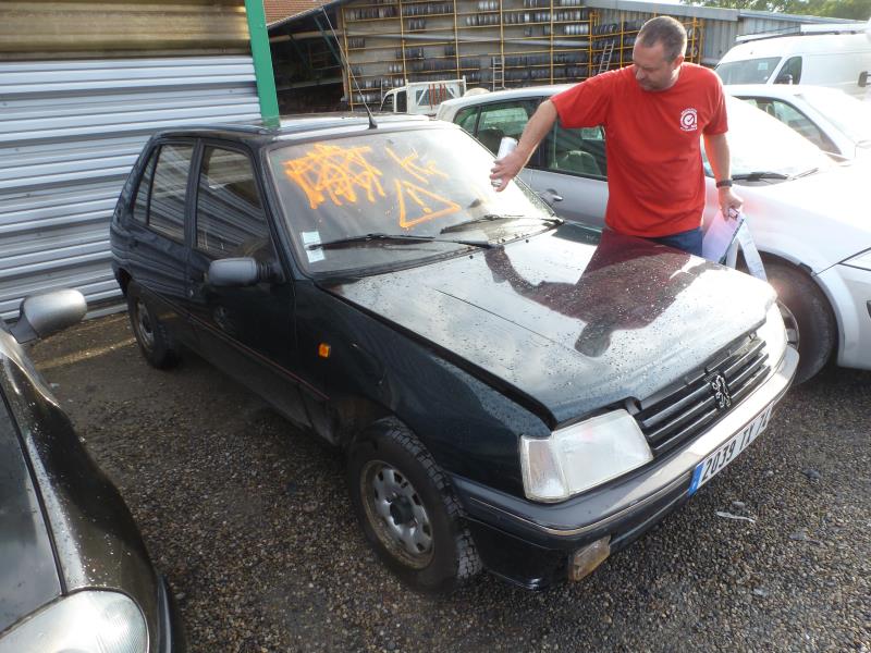 Specchietto retrovisore sinistro PEUGEOT 205 PHASE 2 Diésel - 1