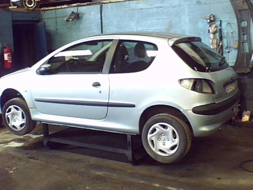 Calandre PEUGEOT 206 PHASE 1 Diesel - 1