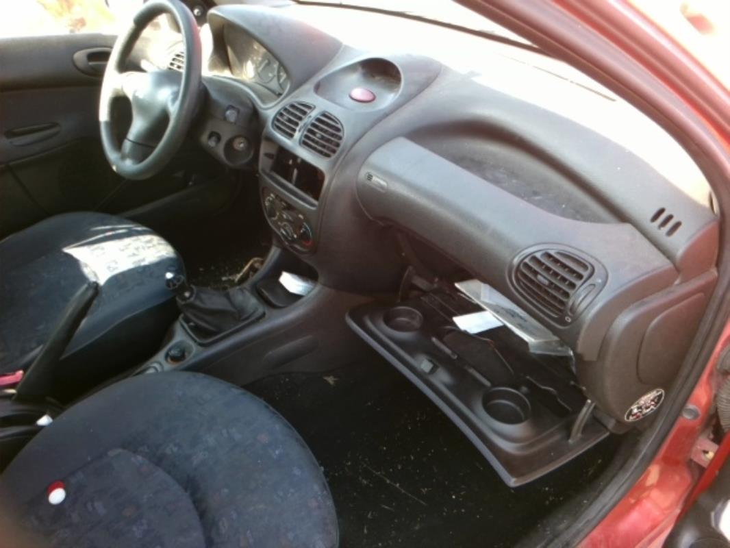 Image Cremaillere assistee - PEUGEOT 206
