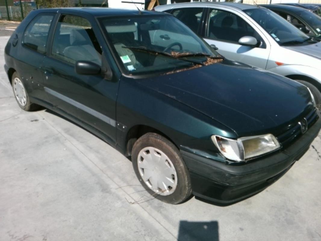 Image Leve vitre electrique avant droit - PEUGEOT 306