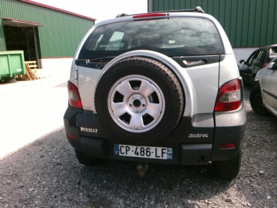 Image Pare choc arriere - RENAULT SCENIC 1