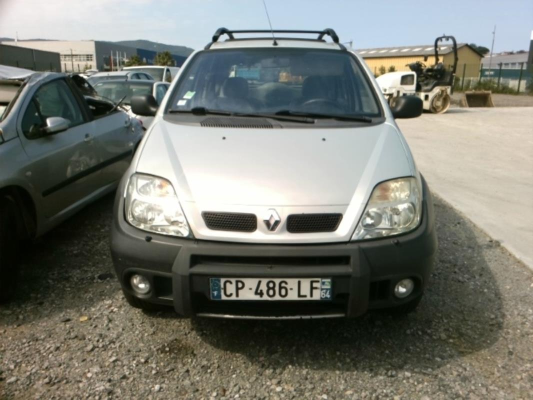 Image Pare choc arriere - RENAULT SCENIC 1