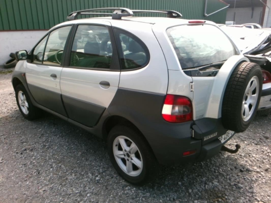 Image Pare choc arriere - RENAULT SCENIC 1