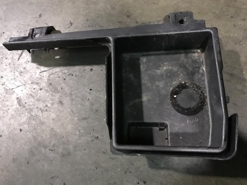 Coffre à batterie BMW SERIE 3 (E46)  - 1