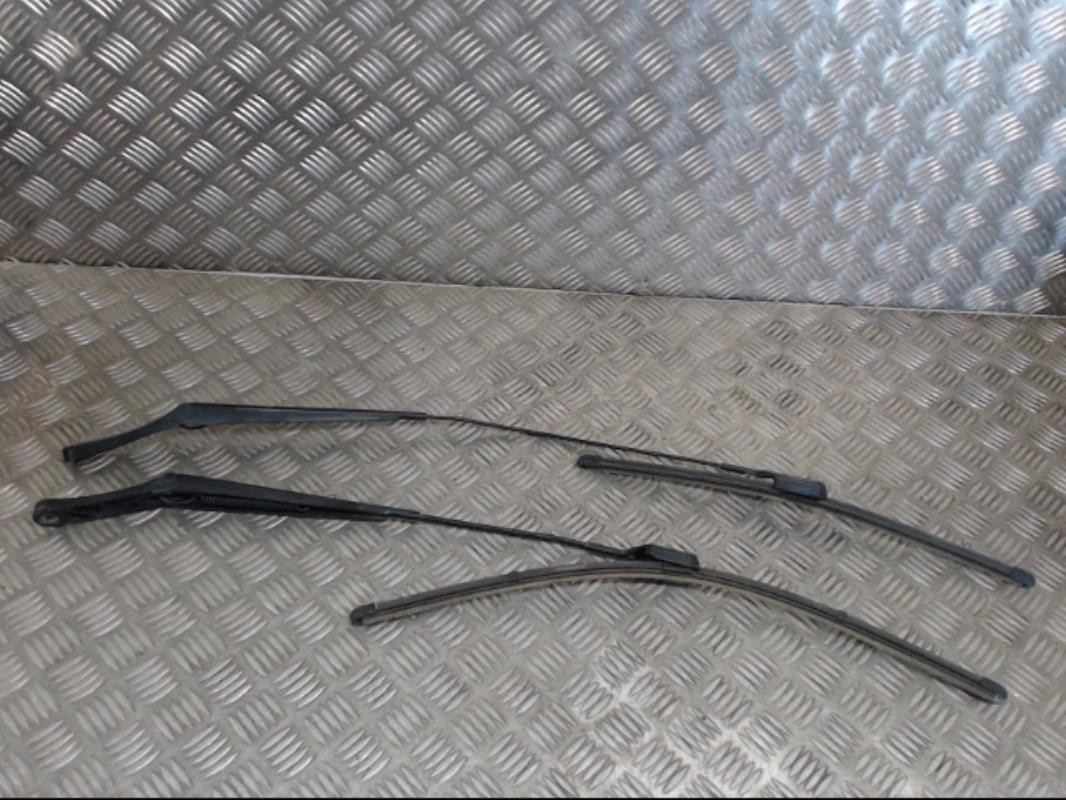 Braccio tergicristallo anteriore VOLKSWAGEN TOURAN 1 PHASE 2 Diésel - 1