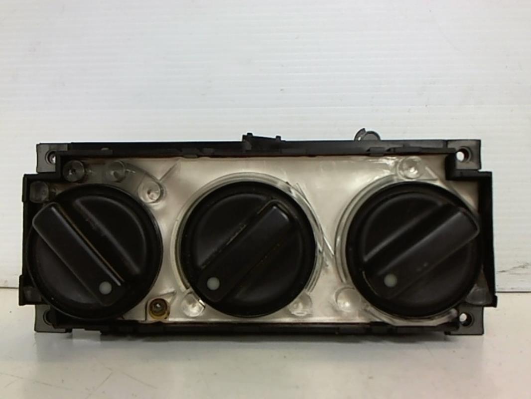 Image Commande chauffage - VOLKSWAGEN POLO 2
