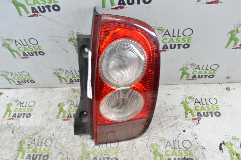 Fanale posteriore principale destro (luci) NISSAN MICRA 3 PHASE 1 Gasolina - 1