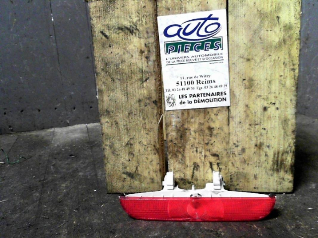 Feu arriere stop central MAZDA 3 1 PHASE 2 Diesel - 1