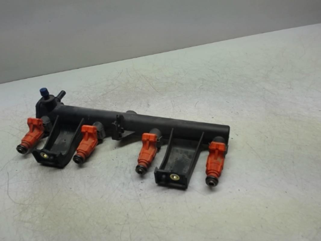 Rampe injection CITROEN XSARA PHASE 2 Essence - 1