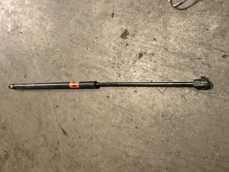 Verin de capot LAND ROVER RANGE ROVER 2  - 1