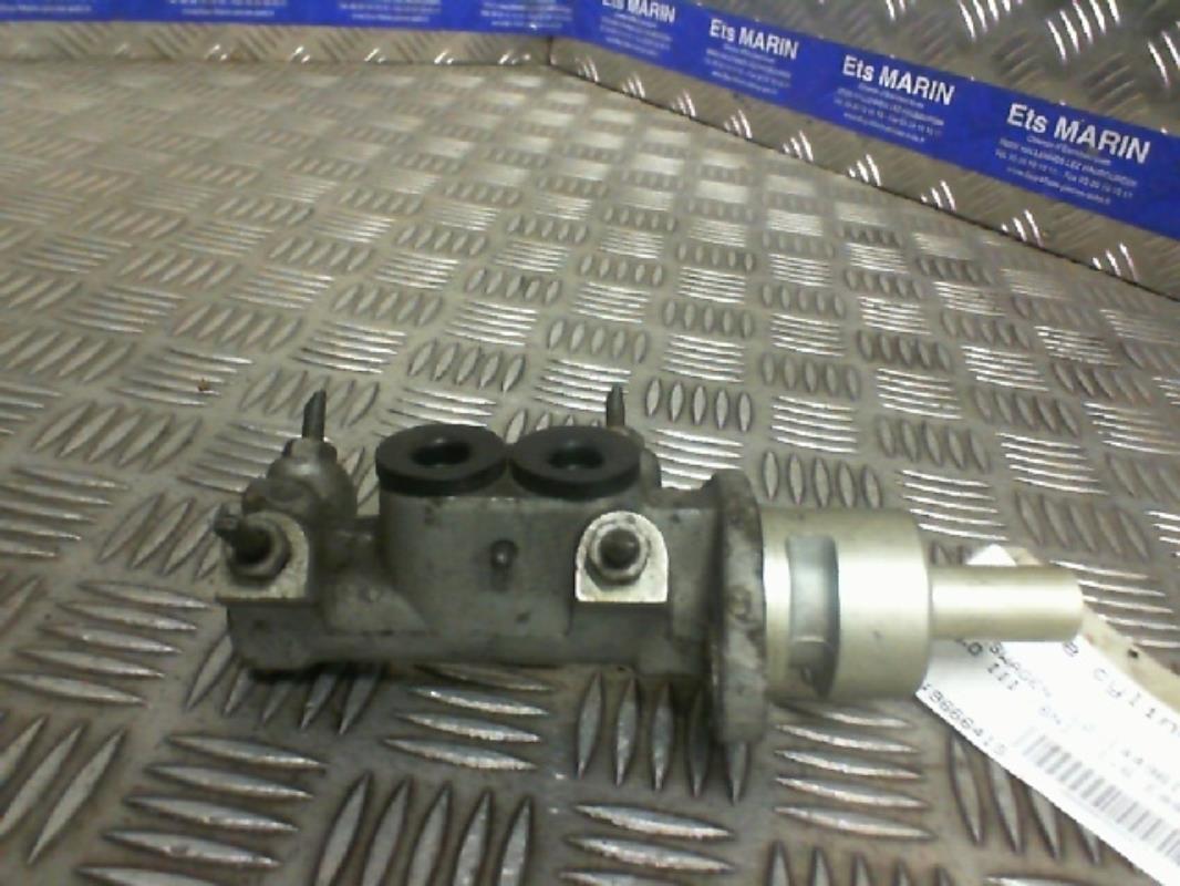 Cilindro maestro (freno) VOLKSWAGEN POLO 3 PHASE 1 Gasolina - 1