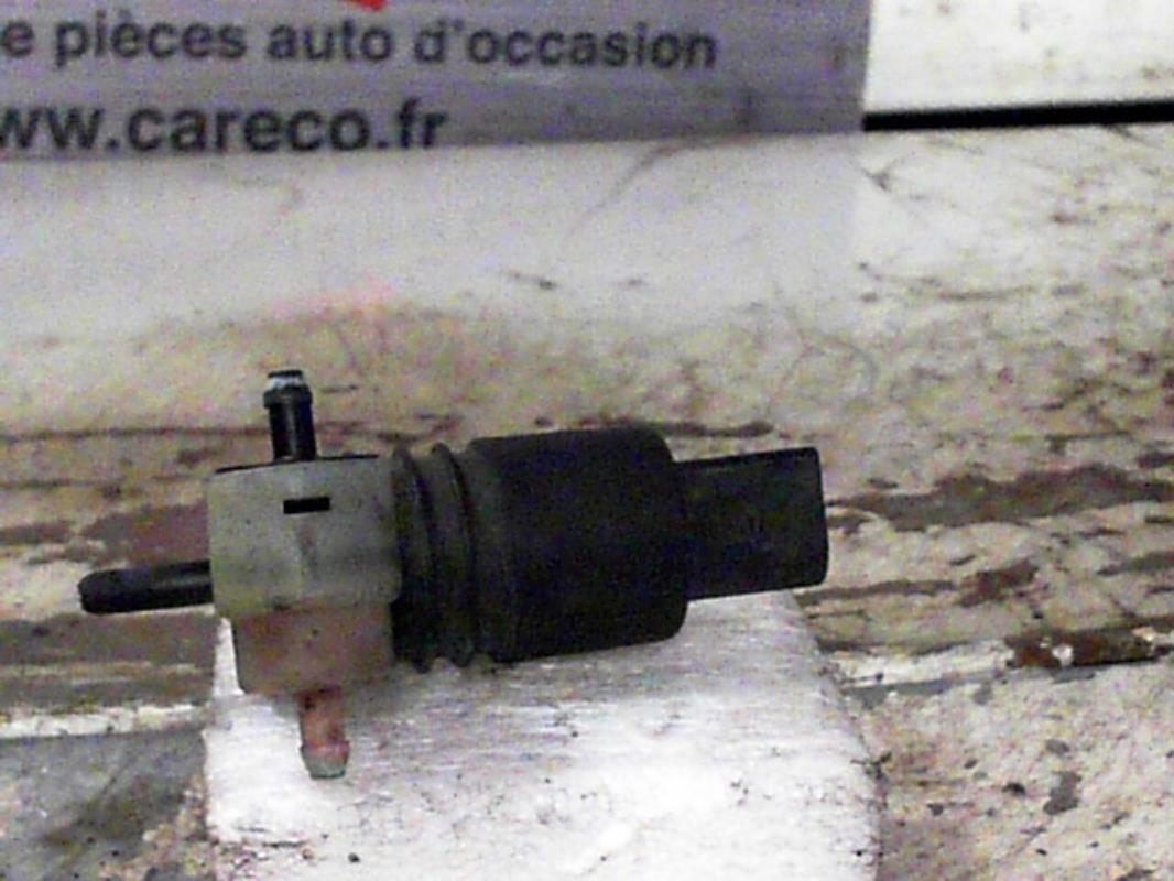 Pompe lave glace avant AUDI A6 2 AVANT PHASE 1 BREAK Diesel - 1