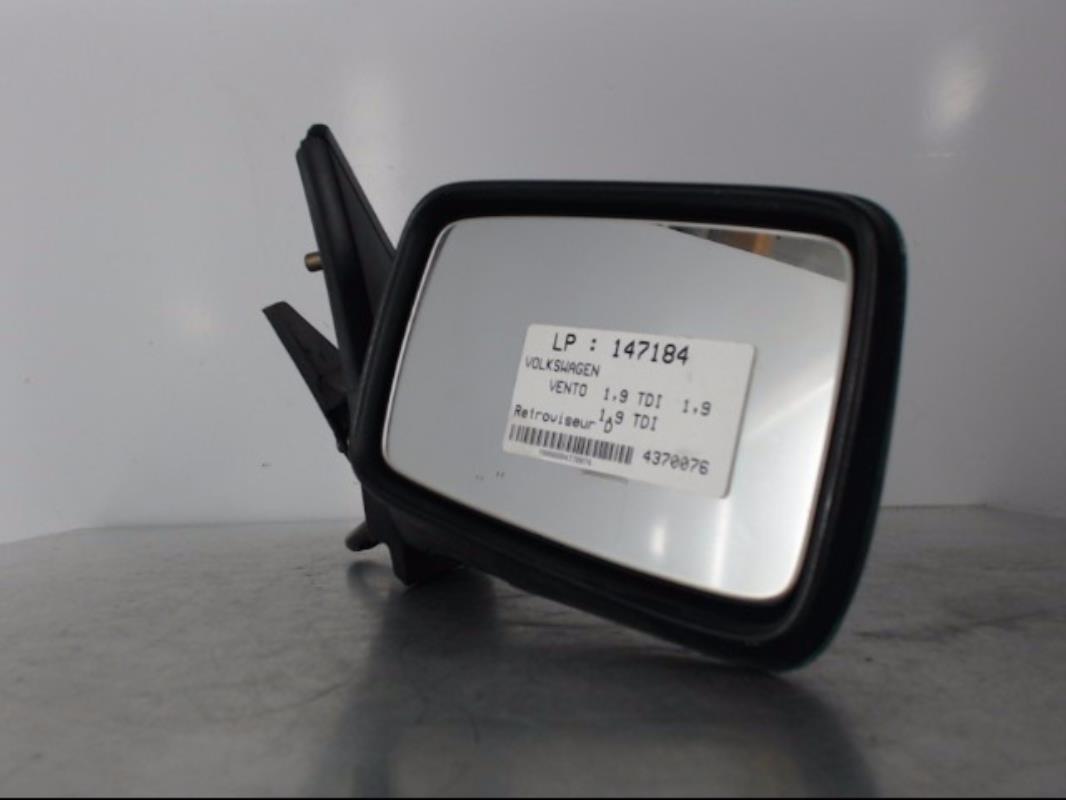 Retrovisor derecho VOLKSWAGEN VENTO Diésel - 1