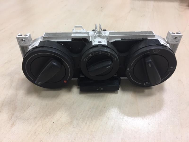 Commande chauffage VOLKSWAGEN POLO 3 PHASE 1 Essence - 1